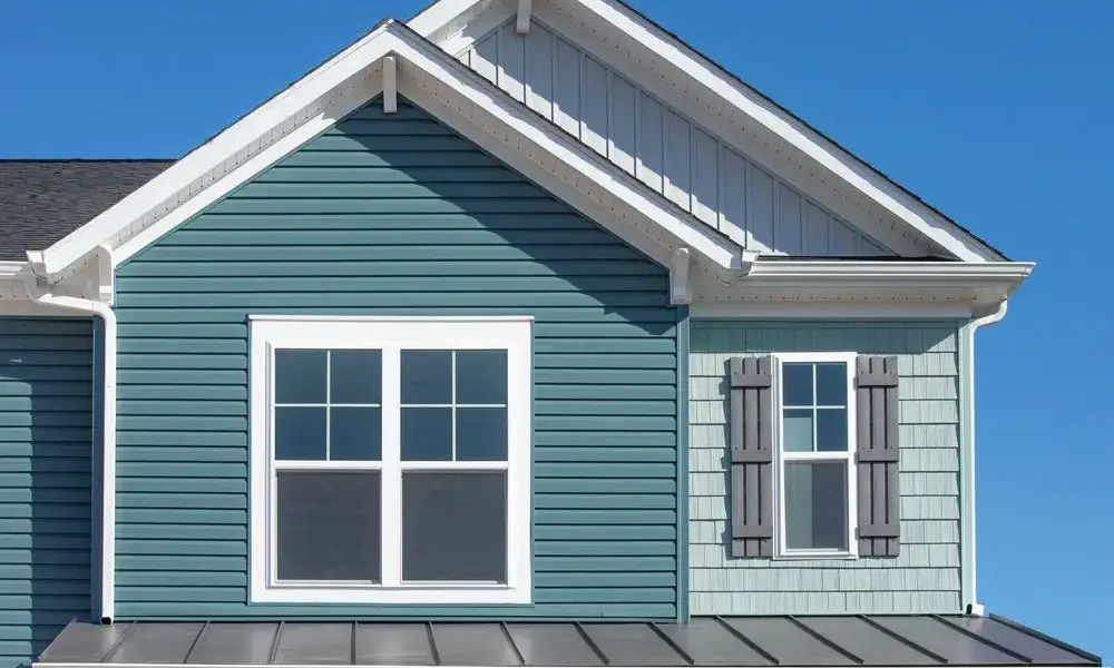 Roof repair and inspection services in Rosamond